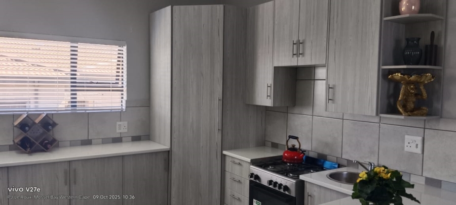 To Let 3 Bedroom Property for Rent in Seemeeu Park Western Cape